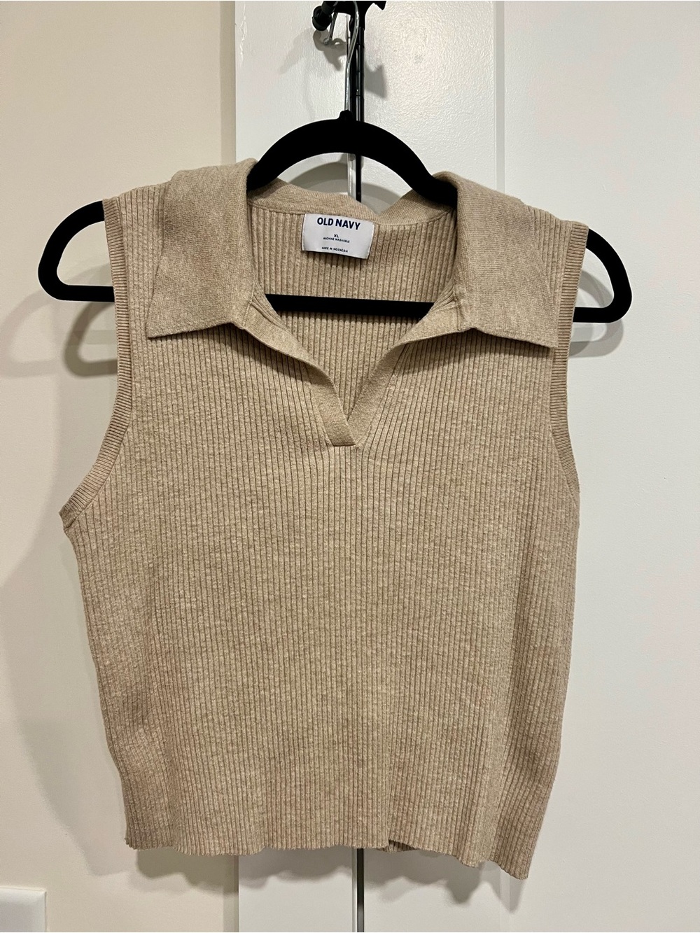 Old Navy Beige Ribbed Polo Tank Top Fits more like M/L